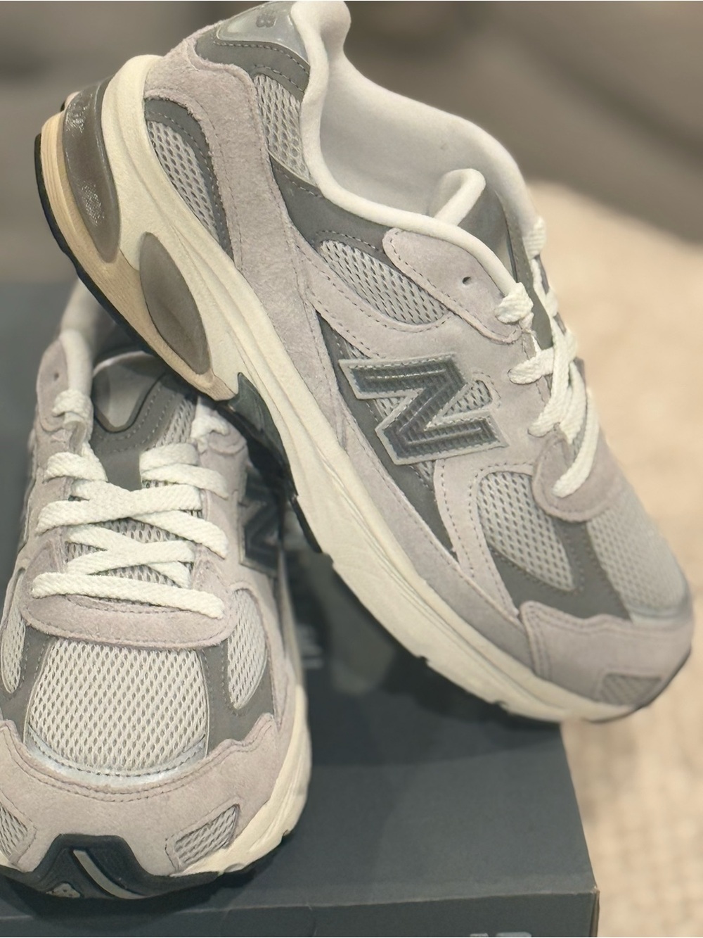 New Balance 530 Women's Gray and White Mesh Suede Running Sneakers